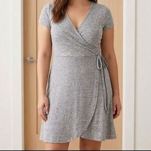 Forever21 Elegant Gray Wrap Dress. Size XS